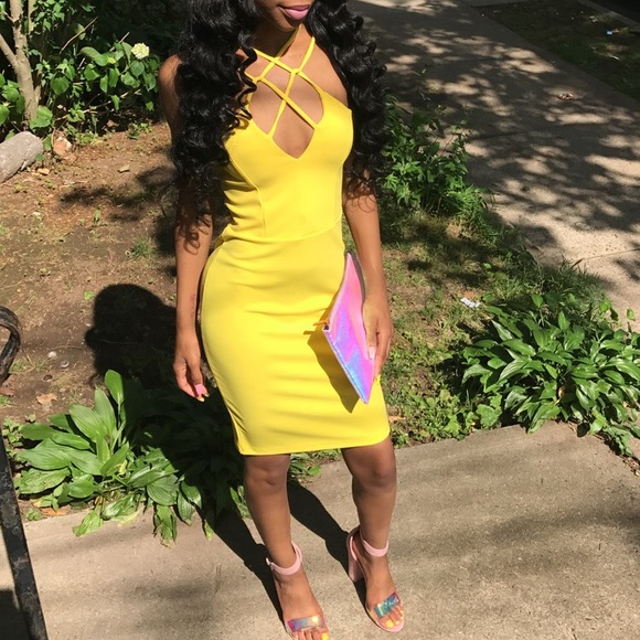 Yellow Criss Cross dress - Picture 2 of 3